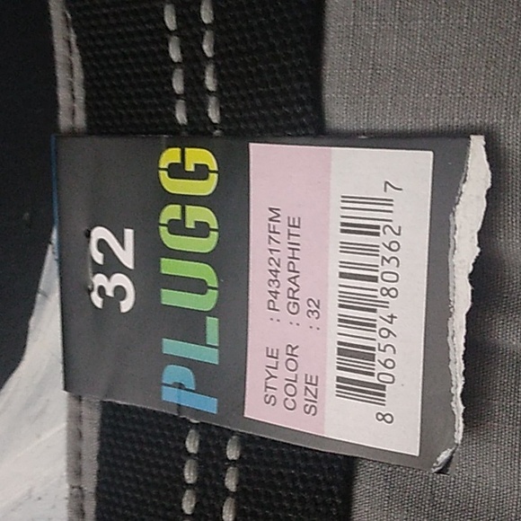 CARGO SHORTS.        "PLUGG CO." SZ 32 GREY MENS/UNISEX - Picture 7 of 11
